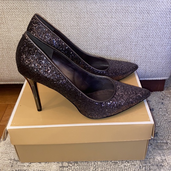 Michael Kors Heels - Picture 2 of 7